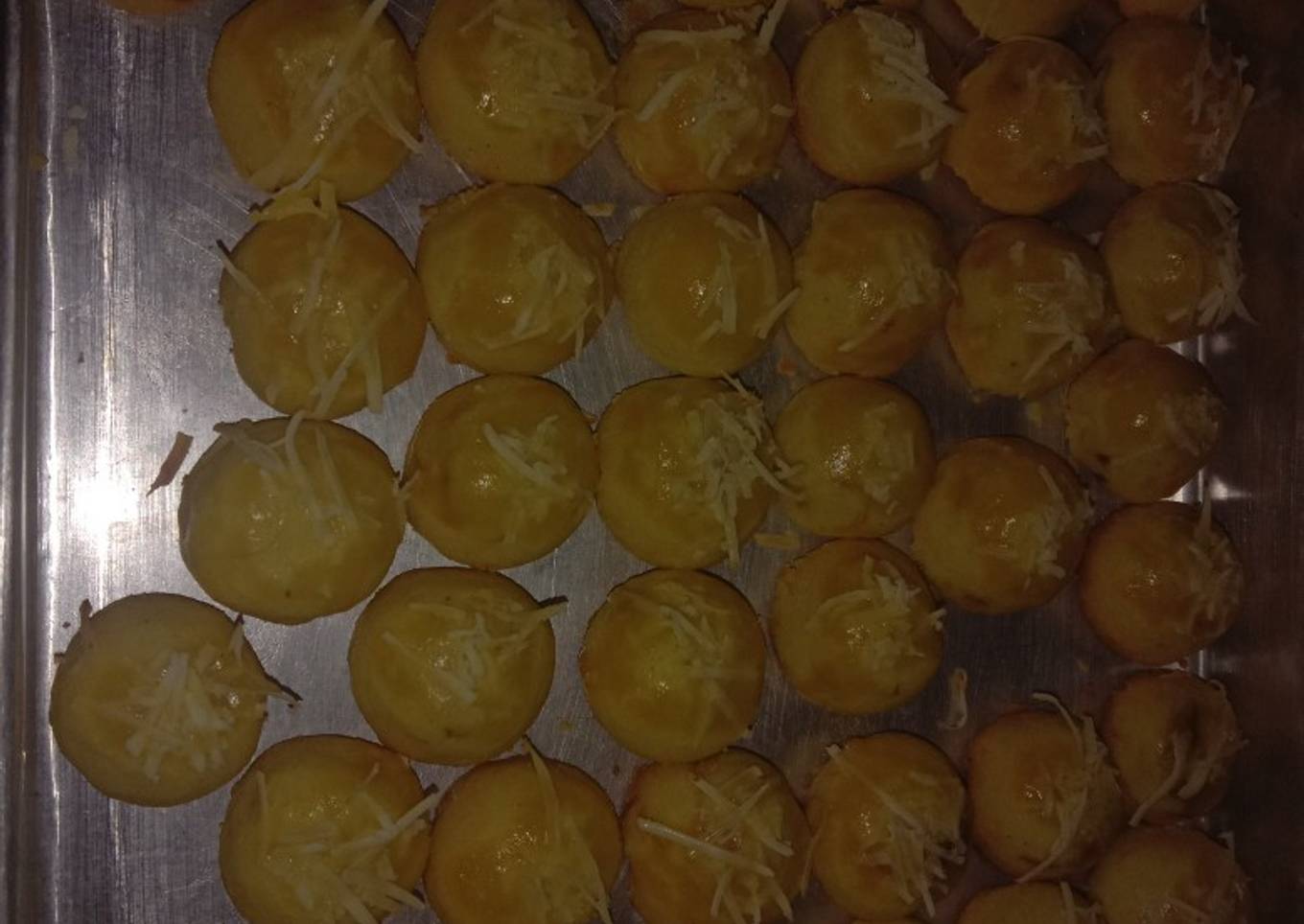 Keju nasturtium lumer di mulut