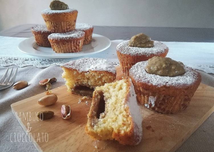 Muffin con crema al pistacchio
