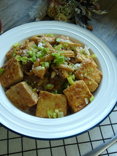 【一人食】醬燒豬肉豆腐燴飯 的食譜成品照片
