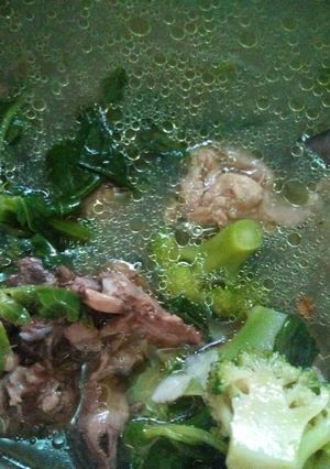 Foto resep Sayur bening (ayam brokoli kemangi)
