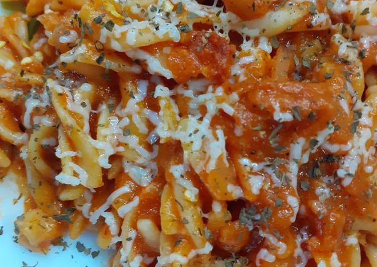 Steps to Prepare Quick Red Sauce Pasta