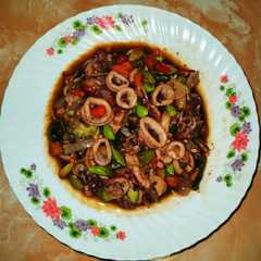 A picture of Tumis cumi pete.