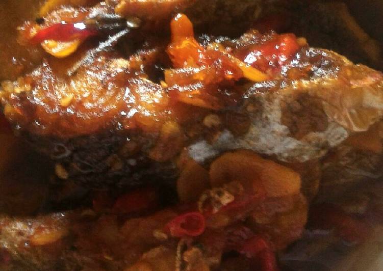 Bahan-bahan Ikan patin masak kecap yang lezat Untuk Jualan