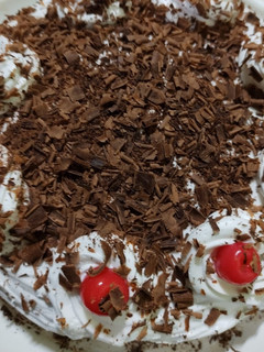ব্ল্যাক ফরেস্ট কেক (black forest cake recipe in Bengali) রেসিপির প্রধান ছবি