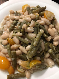 A picture of Green and White Bean Salad.