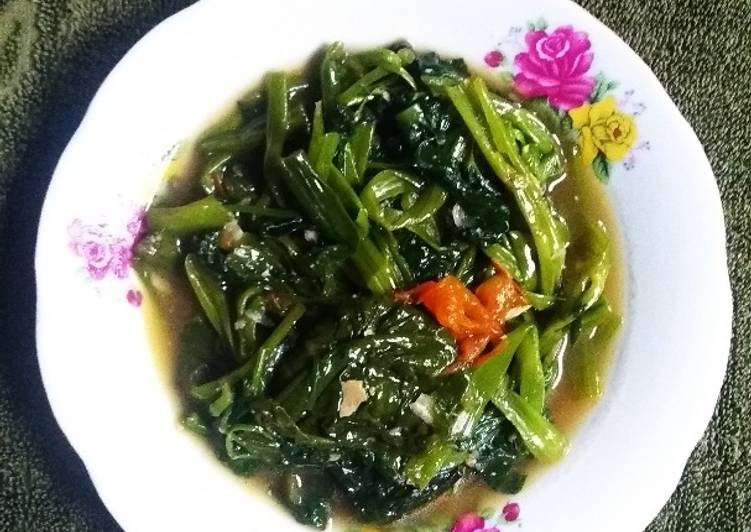 Tumis Kangkung Sederhana