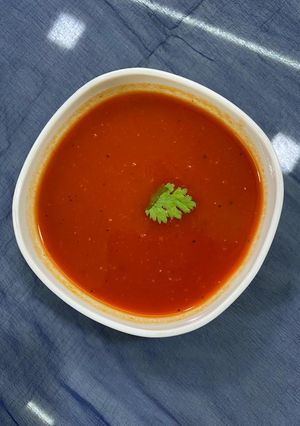 ટામેટાંનો સૂપ(Tomato soup recipe in gujarati) રેસીપી મુખ્ય ફોટો
