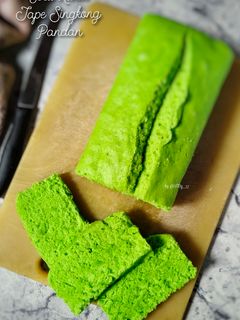 Foto resep Bolu Kukus Tape Singkong Pandan (irit 1 telur)