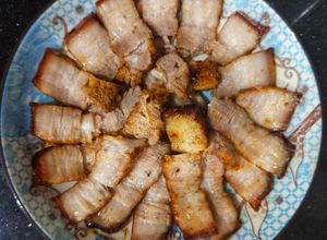 Hình của món Ba chỉ rô ti.