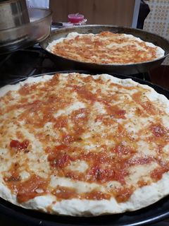 Una foto de Salsa para pizza (con tomate perita natural)