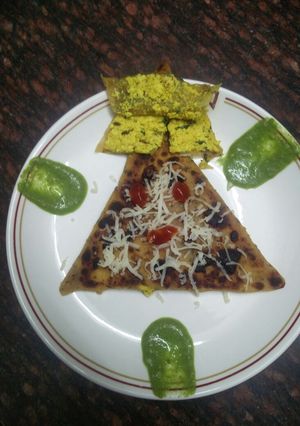 A picture of Paneer paratha.