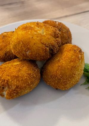 Una foto de Croquetas de rape y gambas