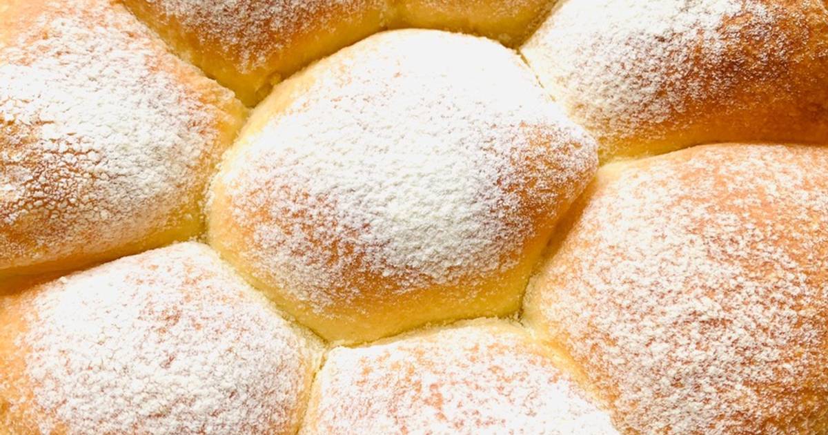 Resep Soft fluffy cream cheese milk bread oleh Betty_T_Anggana Cookpad