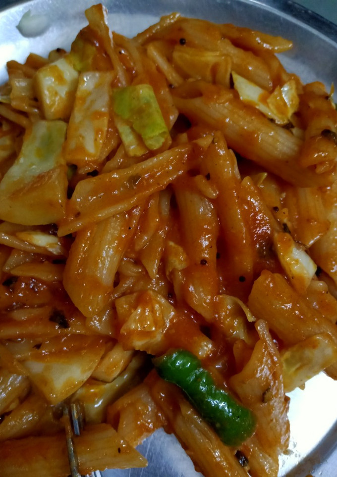 टोमाटो पास्ता (Tomato Pasta Recipe In Hindi) रेसिपी मुख्य फोटो