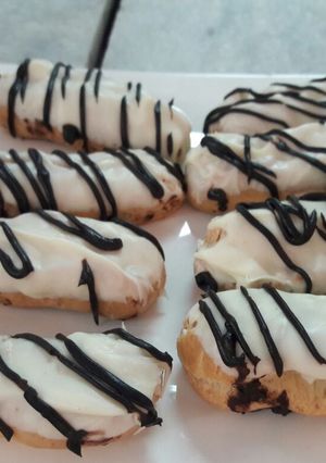 A picture of Eclairs.