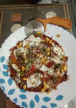 A picture of Suji pizza .