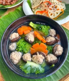 canh nấm hương mọc