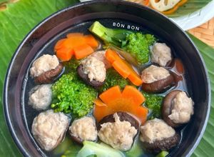 Hình của món Canh Mọc Nấm Hương.