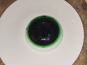 Una foto de postres con fruta halloween