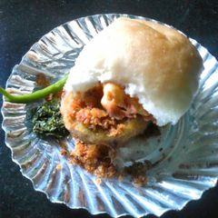 A picture of Vada pav.