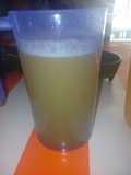 Agua de piña con zanahoria a la Mario, s