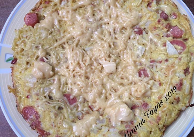 Resep Pizza Mie Nasi yang Bisa Manjain Lidah