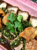 หมูต้มซีอิ้วราดซอส Chimichurri