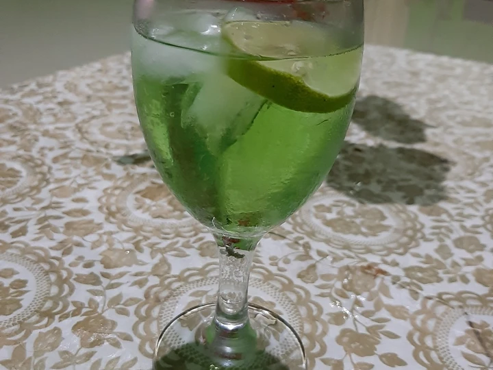 Cara Gampang Membikin Resep Sirup Pandan Homemade yang Uenak Anti Ribet, Menggugah Selera