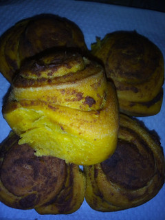 A picture of Cinnamon dates paste rolls #eldybreakfast contest.
