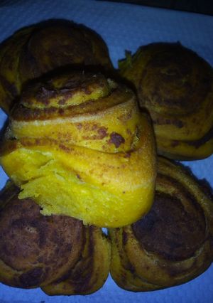 A picture of Cinnamon dates paste rolls #eldybreakfast contest.