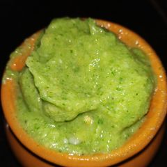 A picture of Guava chutney.