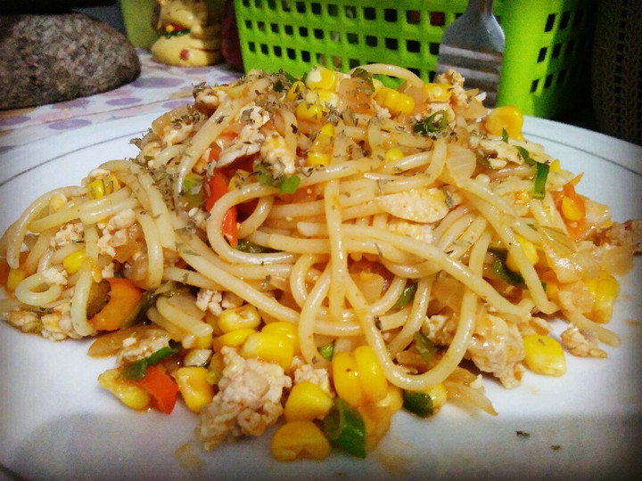 Resep Spagetthi dada ayam jagung pedas manis gurih Sederhana Dan Enak