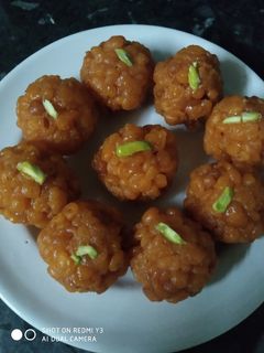 बुंदीचे लाडू (BOONDICHE LADOO RECIPE IN MARATHI) रेसिपी चे मुख्य फोटो