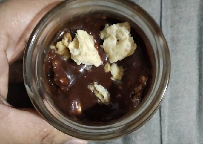 Langkah Mudah untuk Menyiapkan Kek Coklat, Nutella dan Keju Cheddar Dalam Balang yang Lezat Sekali