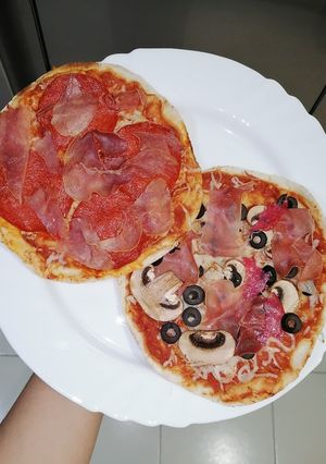 Una foto de Pizzas caseras 🍕