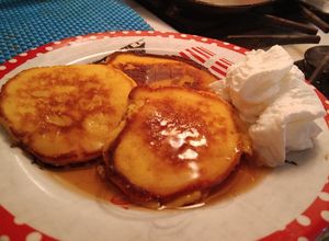 Una foto de Pankekes ó Waffles de Harina de Coco. Keto & Low Carb