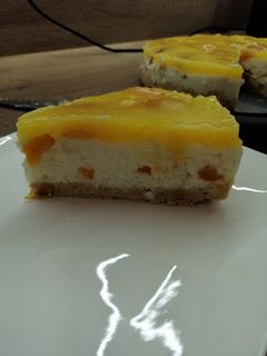 Barackos túrótorta recept fotója