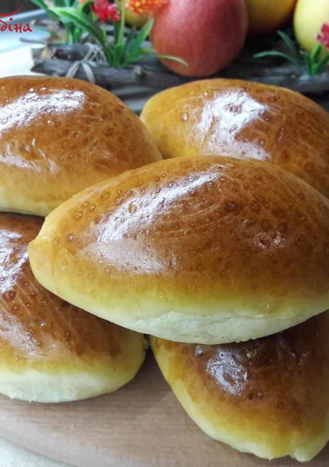 Дріжджові пиріжки з яблуками