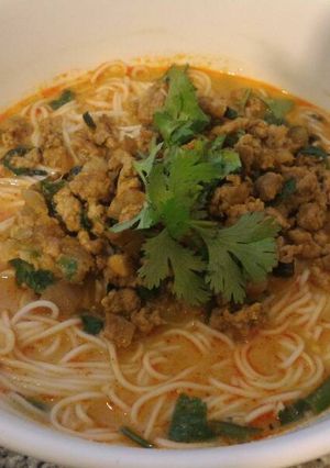 A picture of Dan Dan Noodles 擔擔麵.