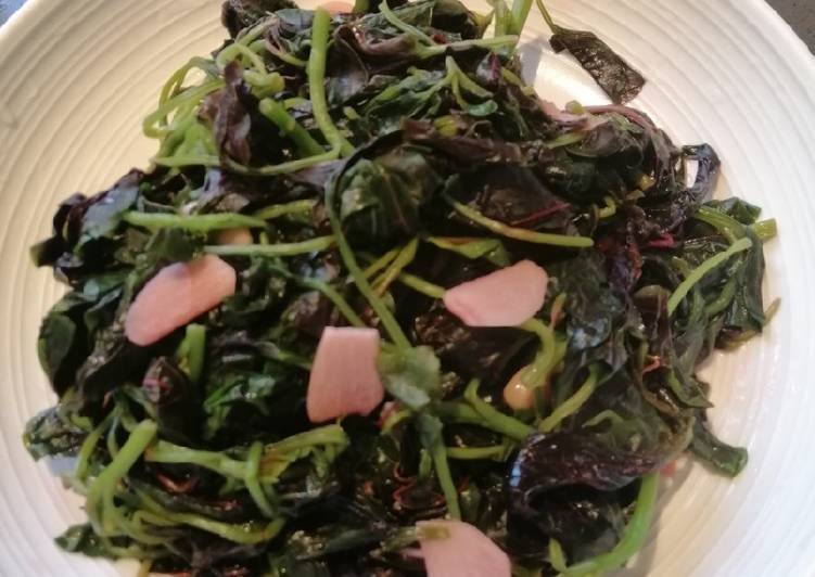 Steps to Prepare Quick Stir Fry Red Spinach