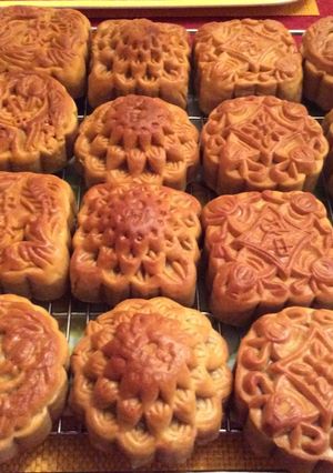 Hình của món Bánh Trung thu (Bánh nướng nhân thập cẩm).