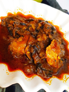 عکسی از دستور خورشت قارچ ومرغ
