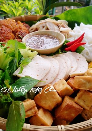 Hình của món Bún đậu mắm tôm.