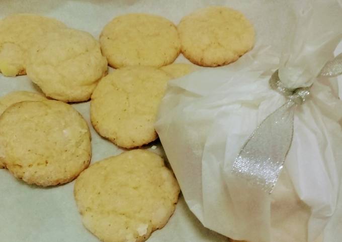 Classic butter lemon cookies