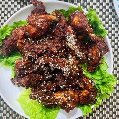 A picture of Korean wings 🇰🇷.