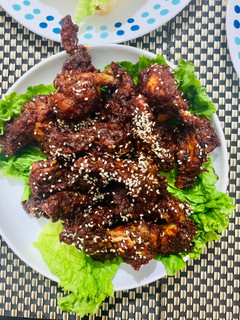 A picture of Korean wings 🇰🇷.