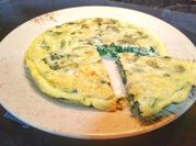 Una foto de tortilla de rabanitos