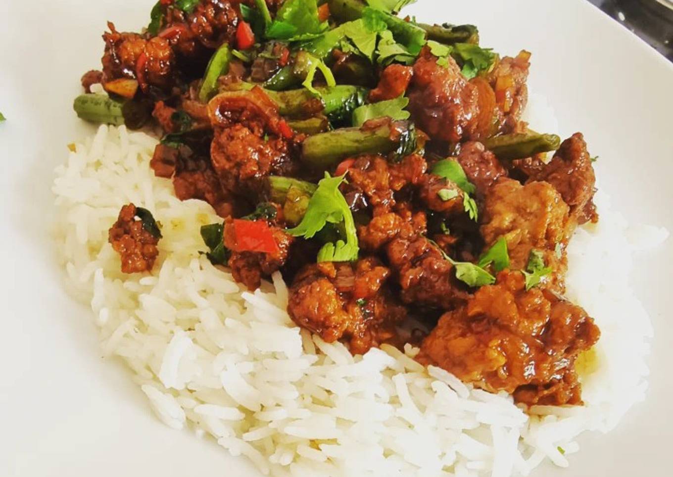Thai style pork rice bowl