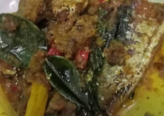 Mudah Banget Masakan Resep Pesmol ikan kembung