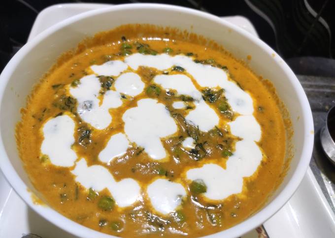 Methi Matar Malai